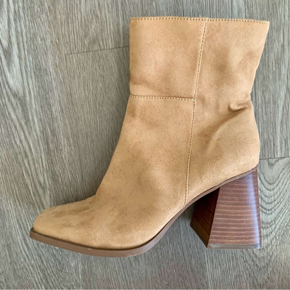 Tan Chunky Heeled Booties - Picture 3 of 16